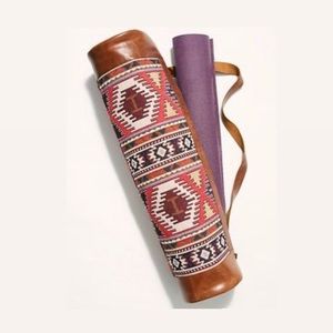 FREE PEOPLE JASMINE YOGA MAT BAG